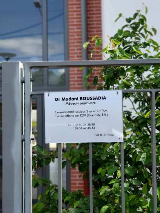 Dr Madani BOUSSADIA