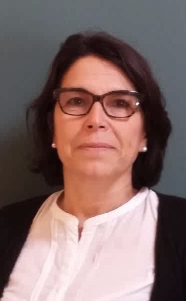 Dr Claire Moire