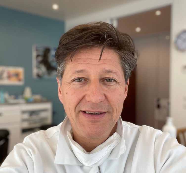 Dr Laurent CAZELLES