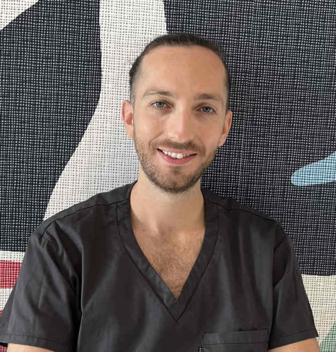 Dr ALEXANDRE BOURRE
