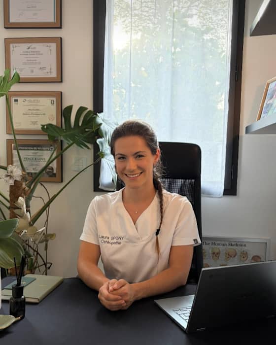 Dr Laura Spony, Ostéopathe à Maisons-Laffitte
