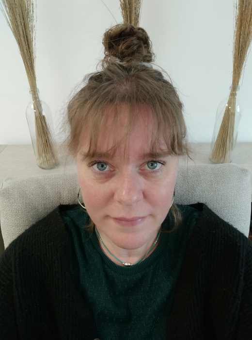 Peggy ROBERT