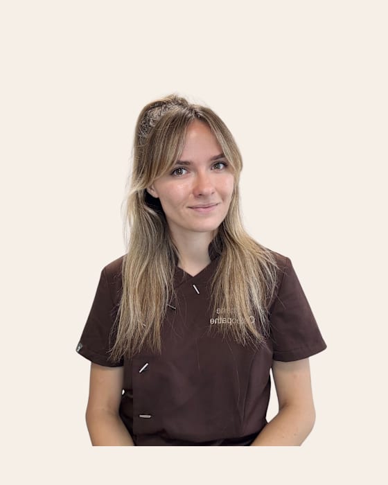 Romane Flaud-Ceccaldi, Ostéopathe à Orange