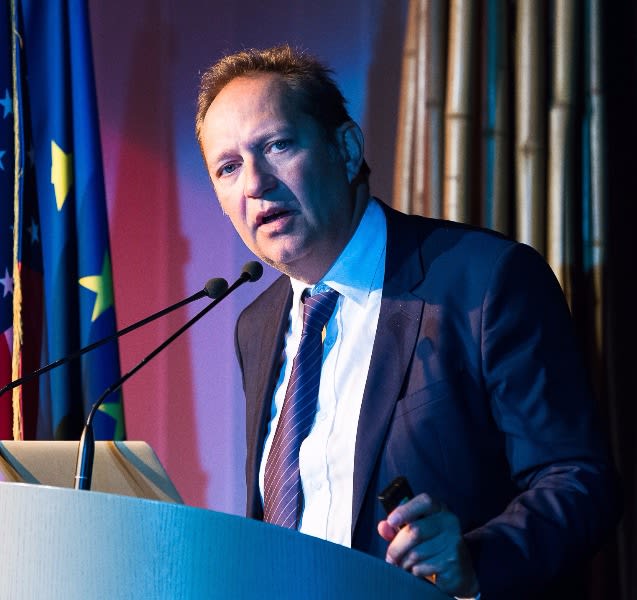 Dr Pierre-Olivier BARALE