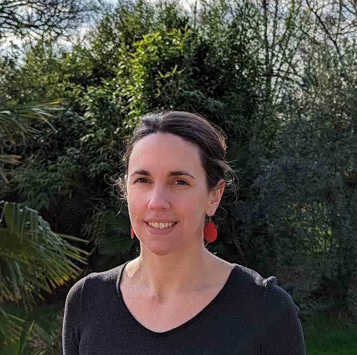 Dr Céline Tard