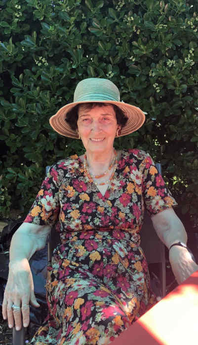 ELISABETH BEAUFILS