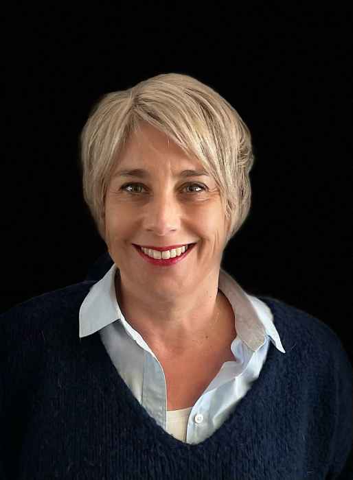 ANNE BARROT