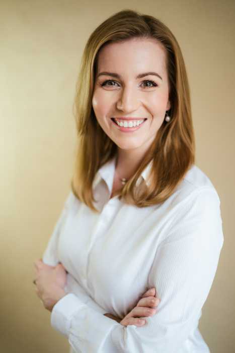 Dr Hana Morin