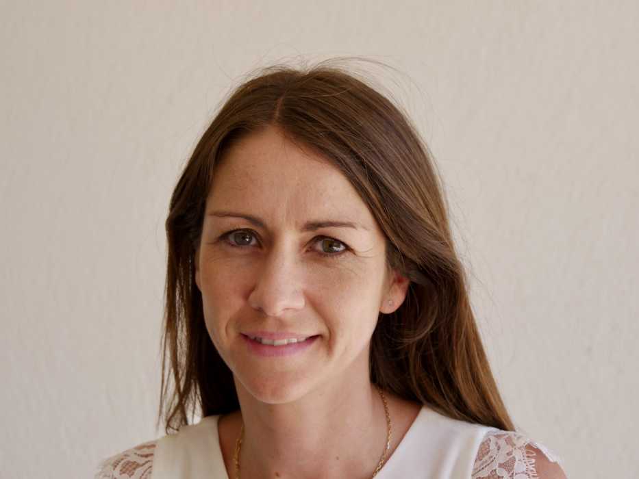 Dr Julie Sircoglou