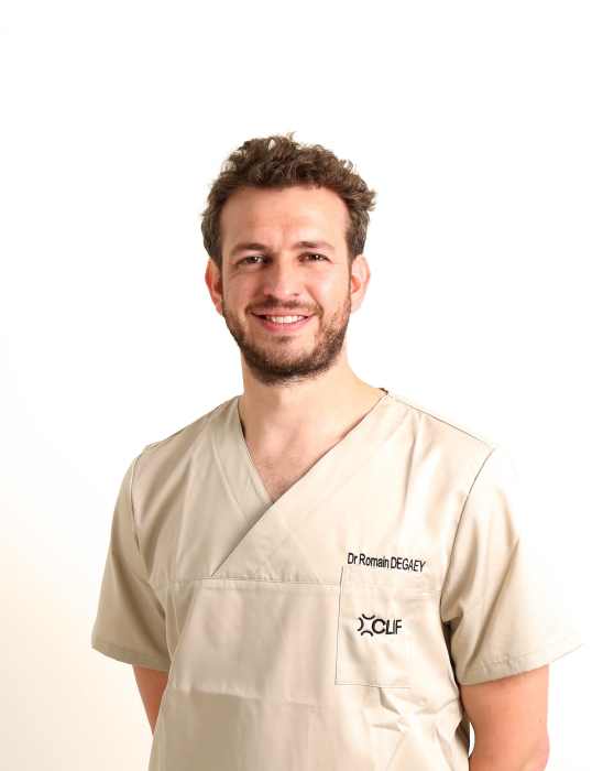 Dr Romain  DEGAEY