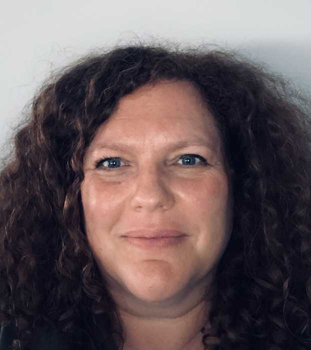 Caroline PEILLIER