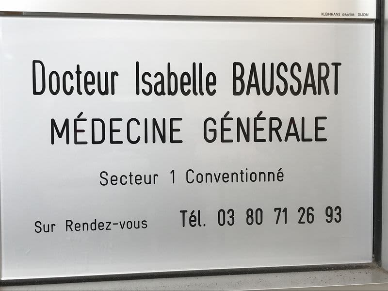 Dr ISABELLE BAUSSART