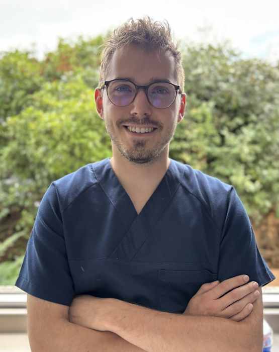 Dr Alexandre James, Chirurgien dentiste à Sainte-Geneviève-Des-Bois