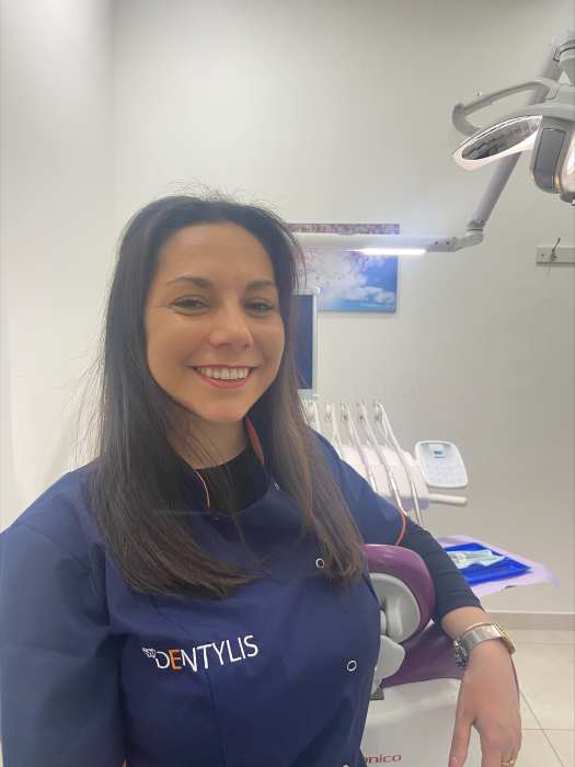 Dr Teresa Cunha, Chirurgien dentiste à Mitry-Mory