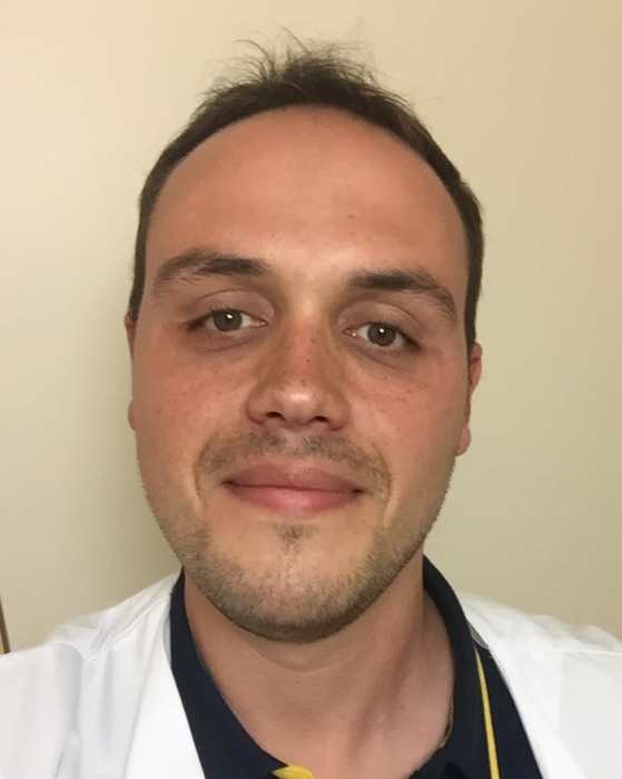Dr Axel Flaire