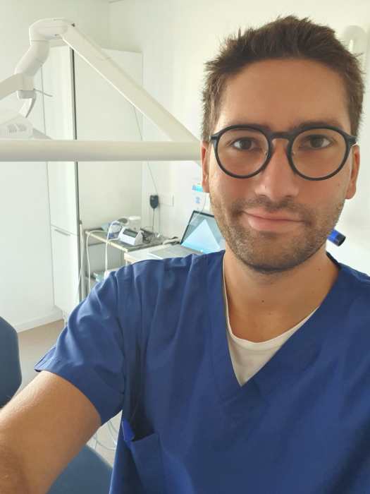 Dr Paul Alexandre Moyaux, Chirurgien dentiste à Dijon