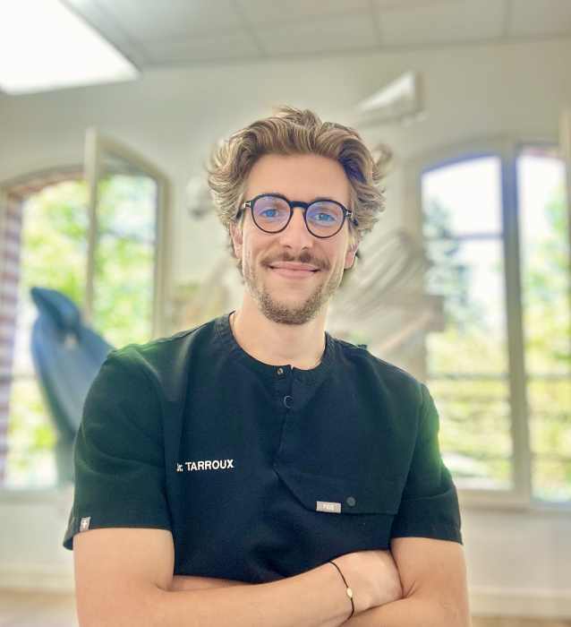 Dr Raphael Tarroux, Chirurgien dentiste à Albi