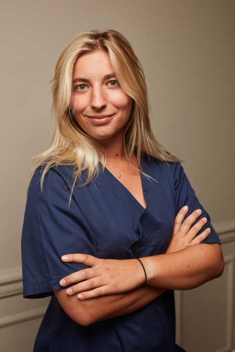 Dr MARGAUX ABRAM