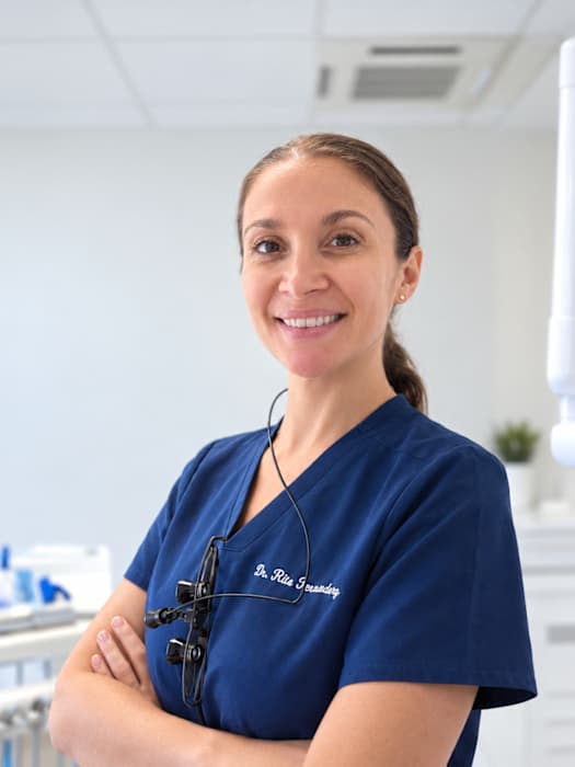 Dr Rita Fernandez, Chirurgien dentiste à Listrac-Médoc