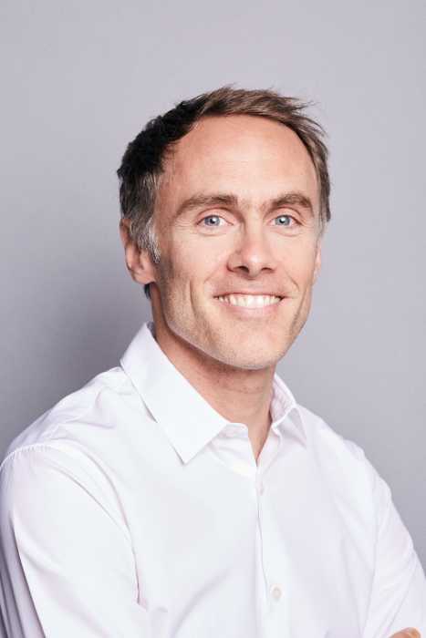 Dr Yannick Burg