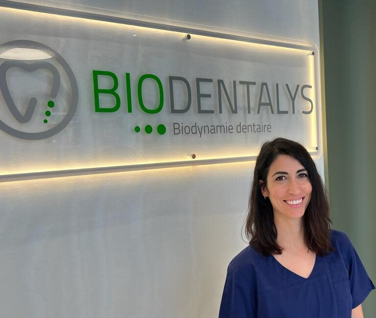 Maria Vilar Doceda, Chirurgien dentiste à Pau