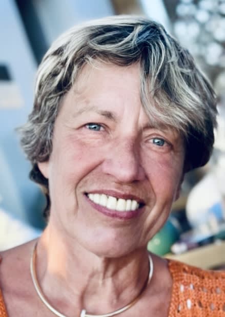 Dr Marie-Reine Vignal, Gynécologue obstétricien à Paris