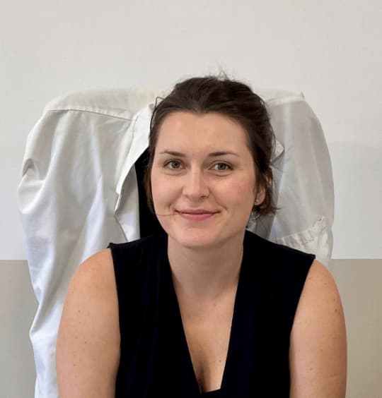 Dr HELENE DUMONT