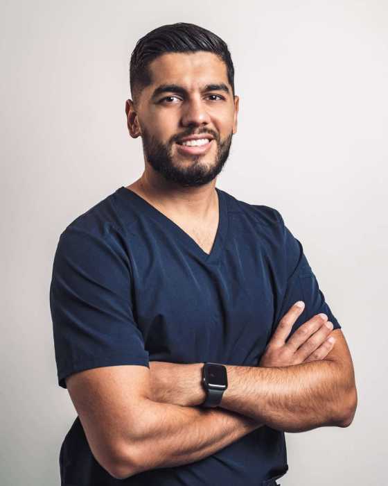 Dr Emin Onay