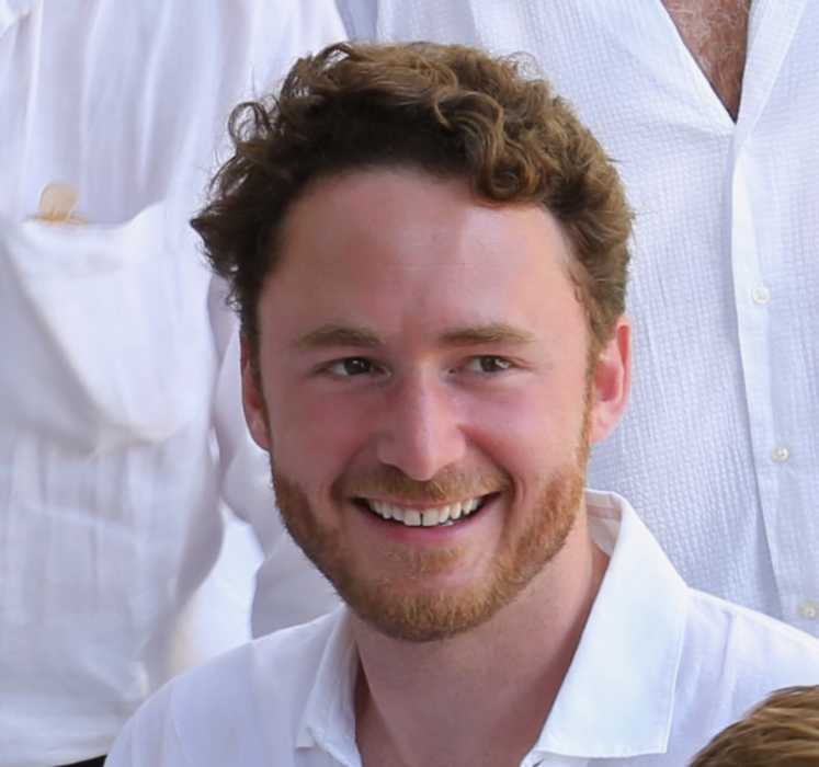Dr Elie Servan Schreiber, Gynécologue obstétricien à Lambesc