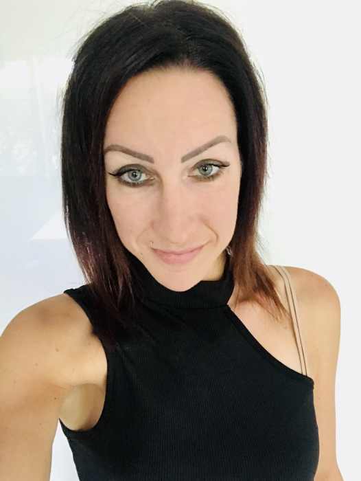 Julie GARRET
