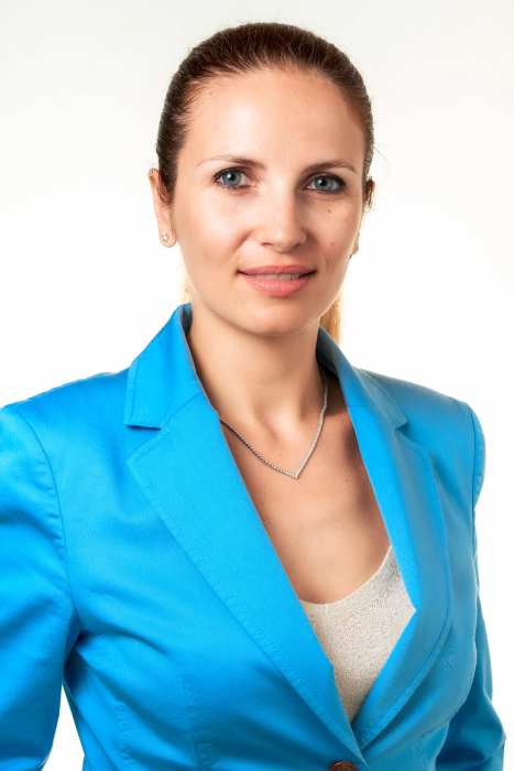 Dr CORINA BAJANESCU
