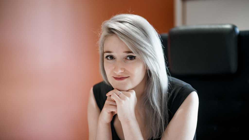 Dr Lisa BOMPY