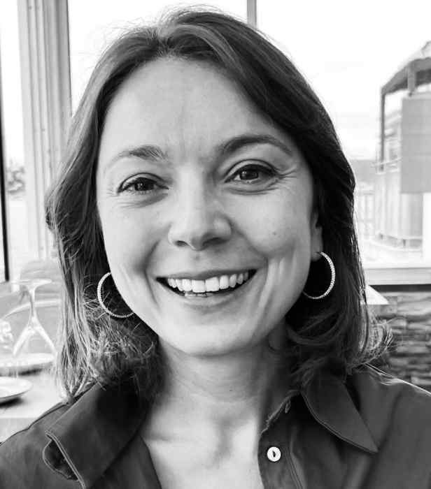 Dr Laura Tourtoy
