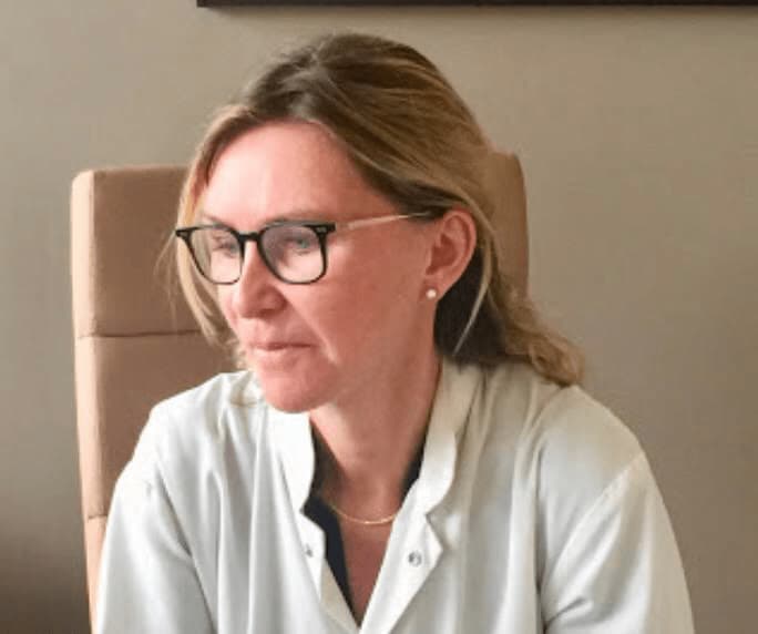 Dr Corinne GUEGANTON