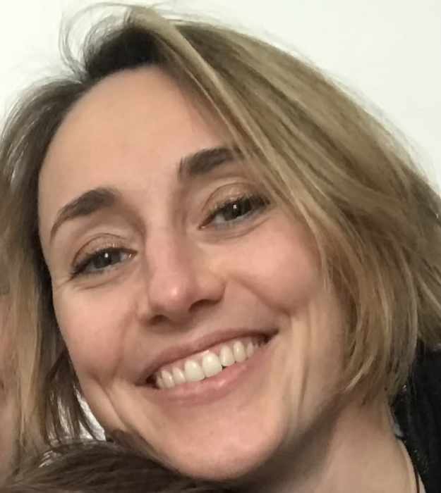 Dr Kathleen VAN DEN HENDE