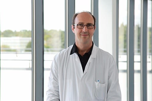 Dr Eric DUMONT