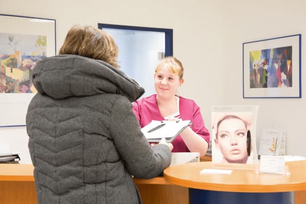 Mvz Dermatologisches Zentrum Bonn - Hautarzt Am Friedensplatz Dermatologisches Zentrum Bonn, MVZ - Medizinisches Versorgungszentrum