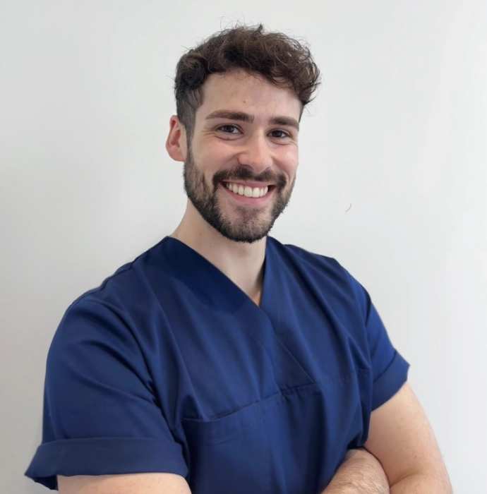 Dr António Ferreira, Chirurgien dentiste à Carentan-Les-Marais