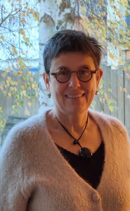MURIEL GIARD