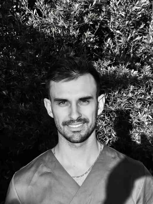Dr Yoann Viala