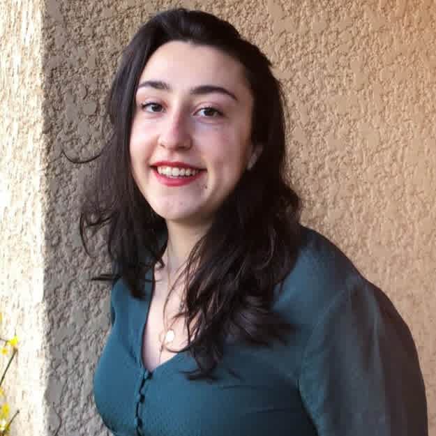Julie DAMOUR