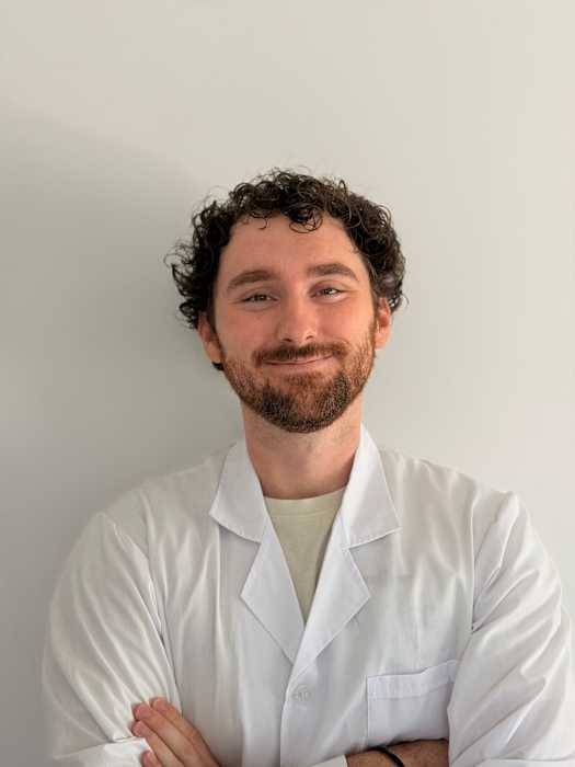 Dr Cyprien Bertrand, Chirurgien dentiste à Éguilles