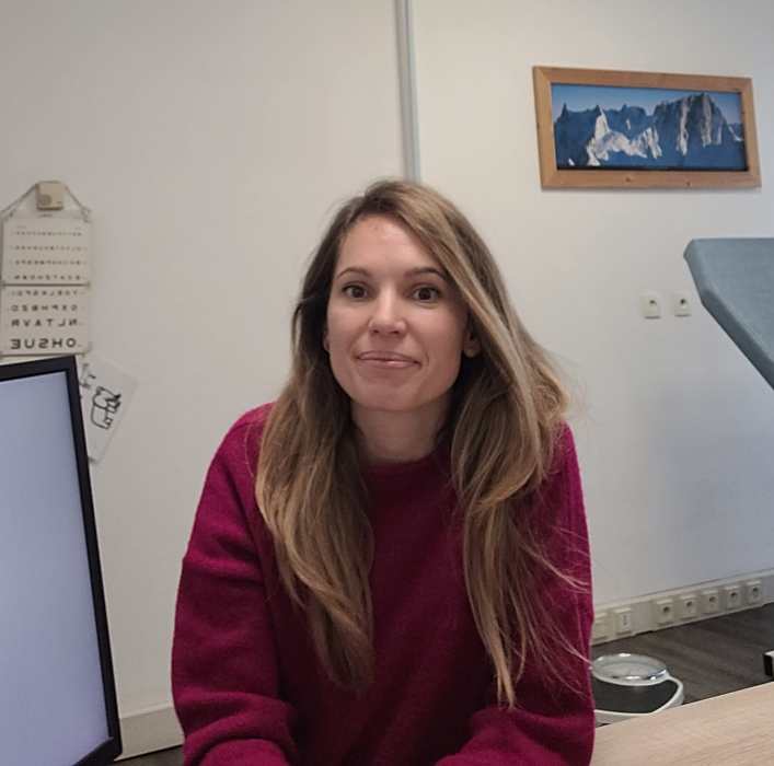 Dr VALERIE MASSOT