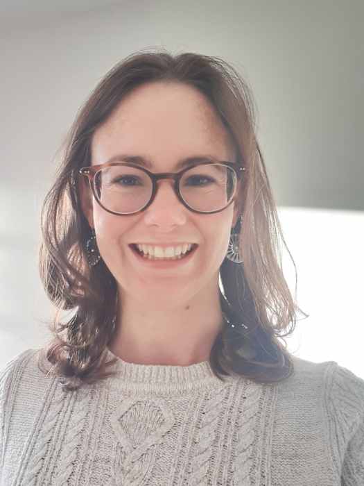 Dr LUCIE GASC