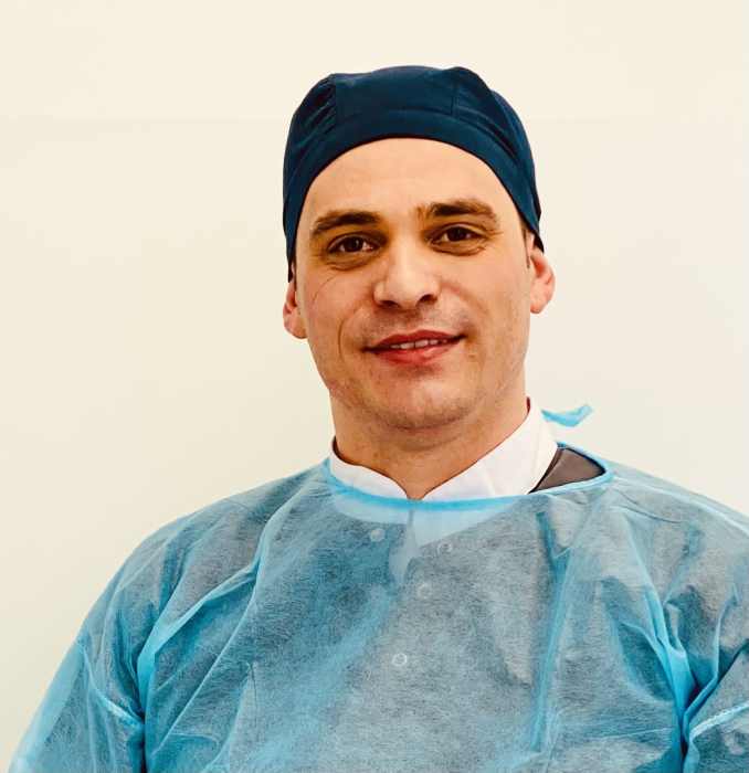 Dr Raul TEIXEIRA