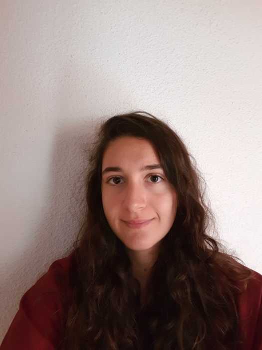 Ella MSIKA