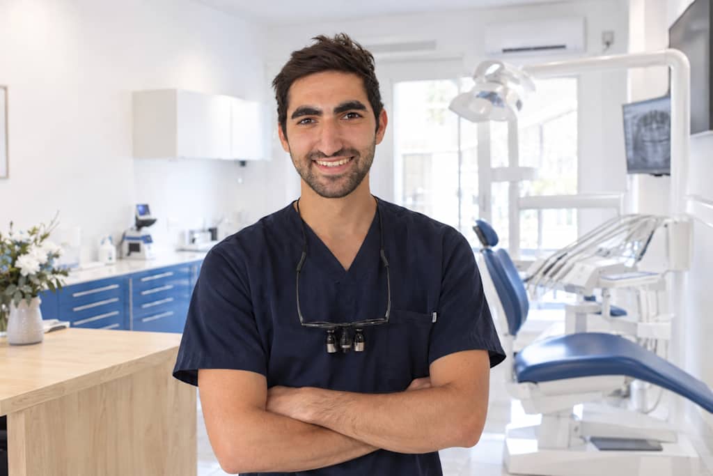 Dr Sacha Perez, Chirurgien dentiste à Beausoleil