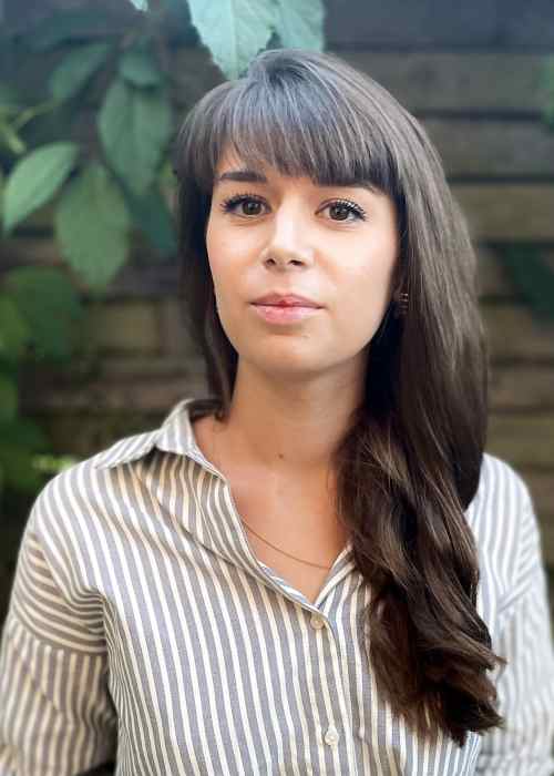 Sarah  Douanne 
