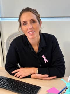 Dr Julie-Marie Girard-Akle, Gynécologue obstétricien à Boulogne-Billancourt