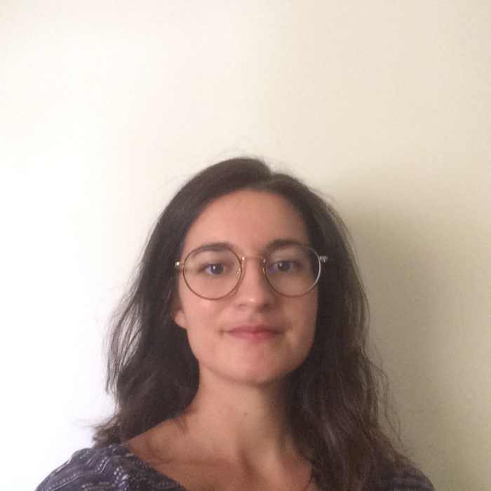 Dr JULIE SAHUGUET